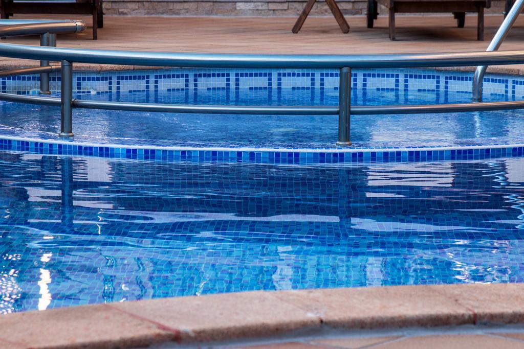 Family Hotel Berlin Beach Свети-Влас Экстерьер фото