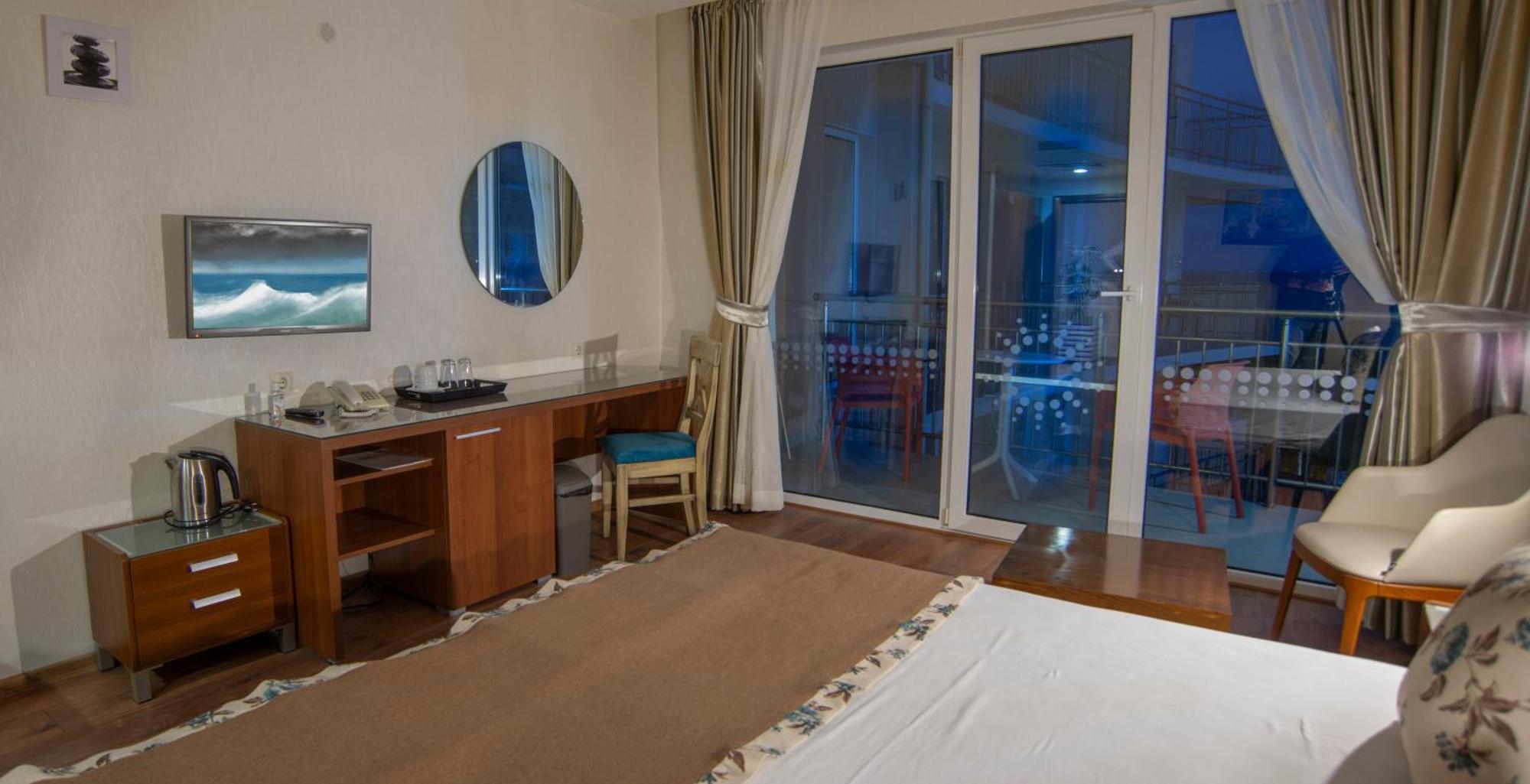 Family Hotel Berlin Beach Свети-Влас Номер фото