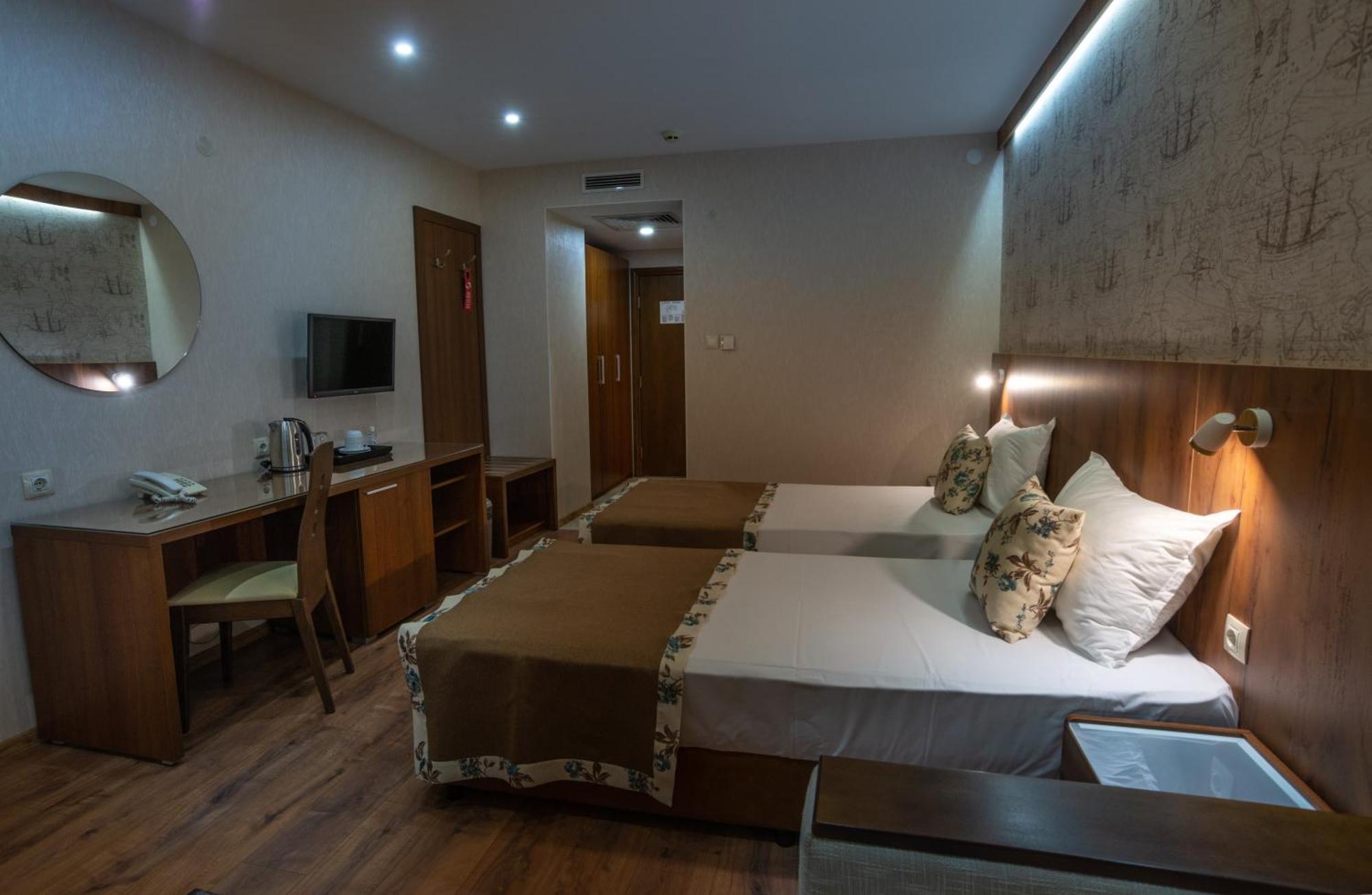 Family Hotel Berlin Beach Свети-Влас Номер фото