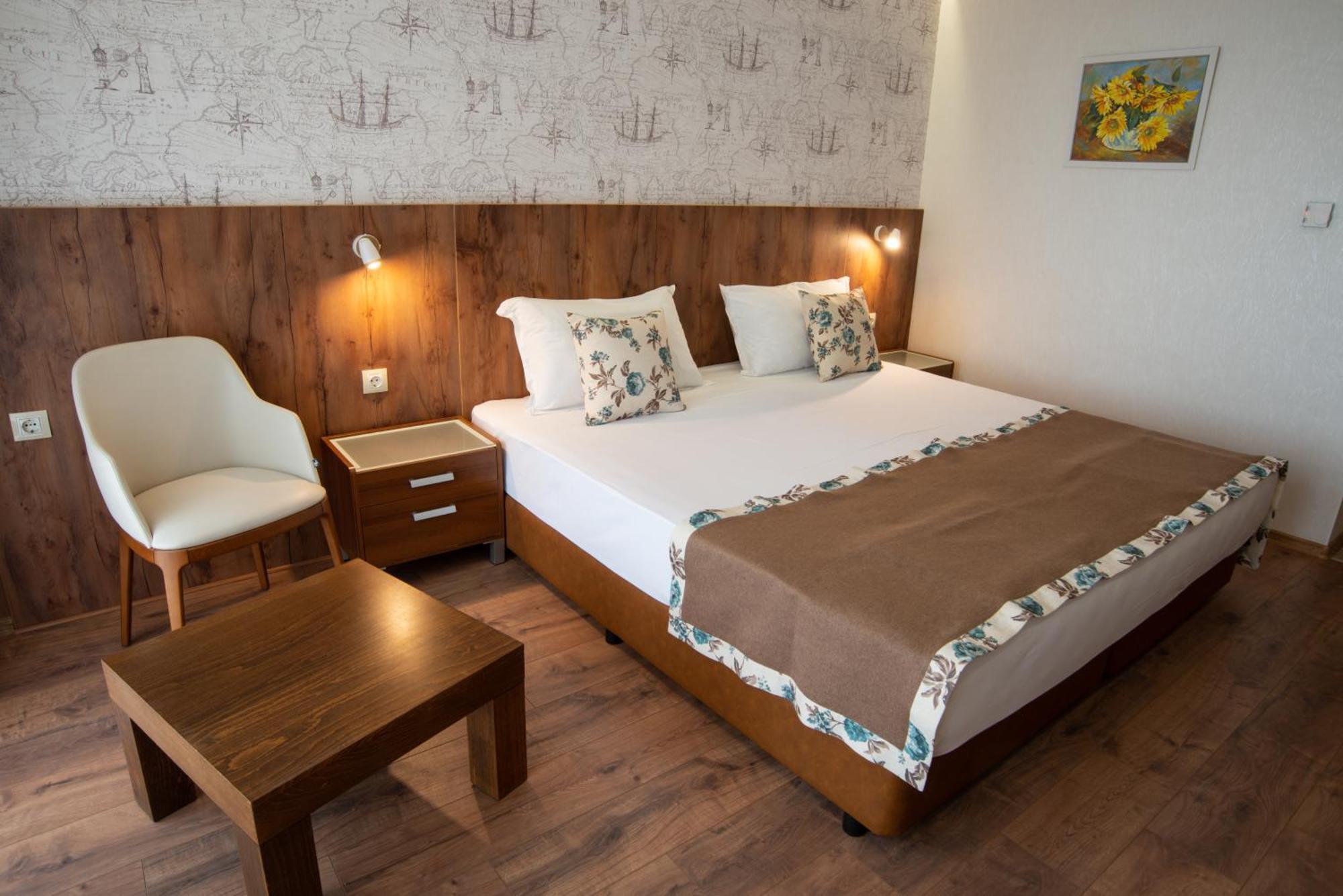 Family Hotel Berlin Beach Свети-Влас Номер фото