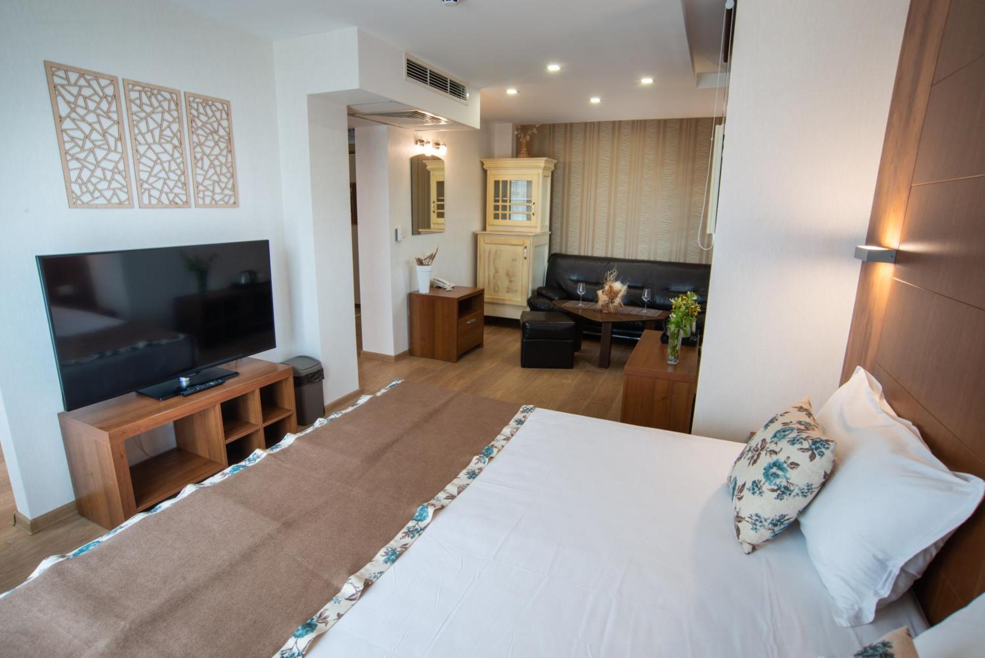Family Hotel Berlin Beach Свети-Влас Номер фото
