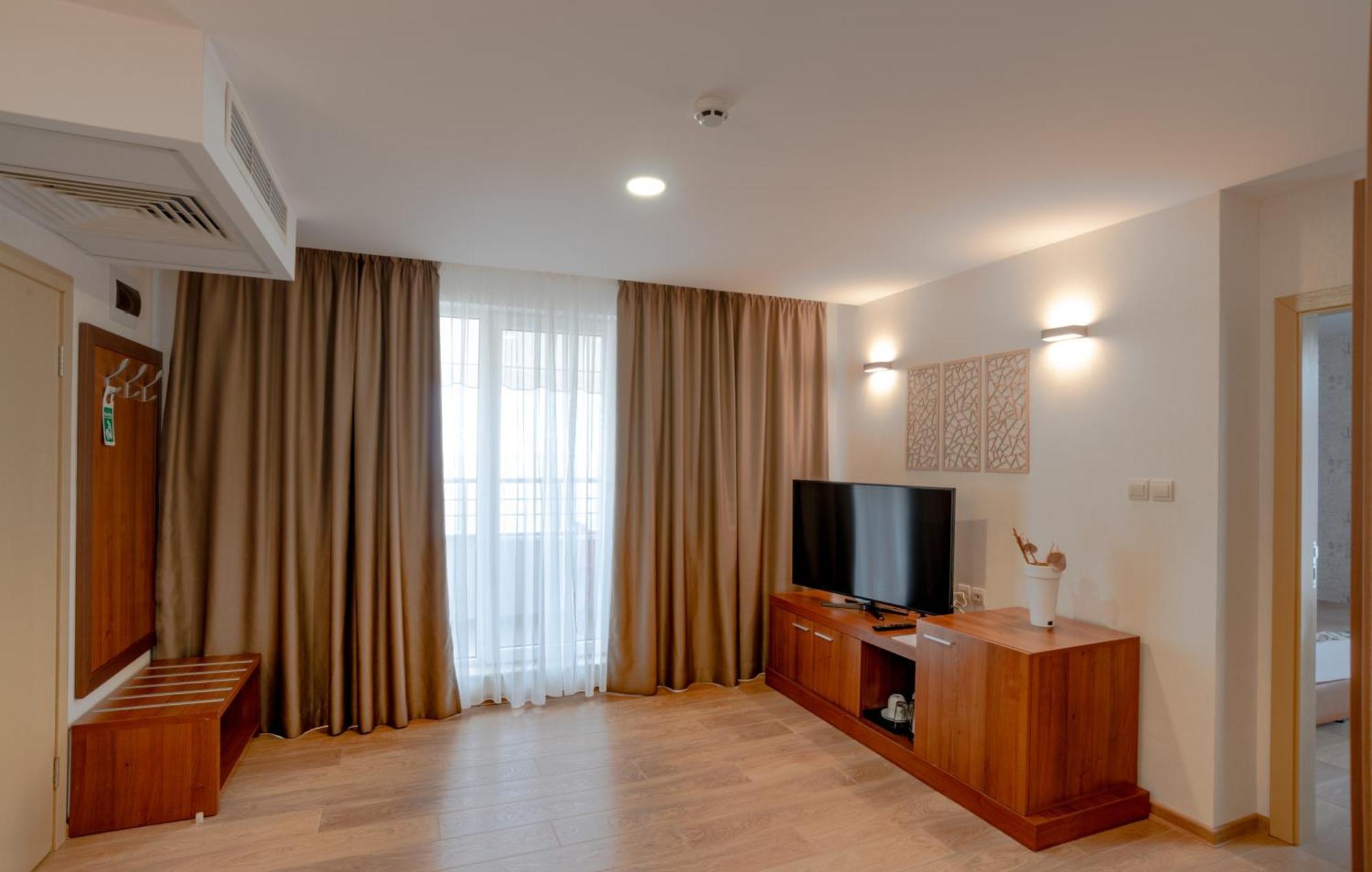 Family Hotel Berlin Beach Свети-Влас Номер фото