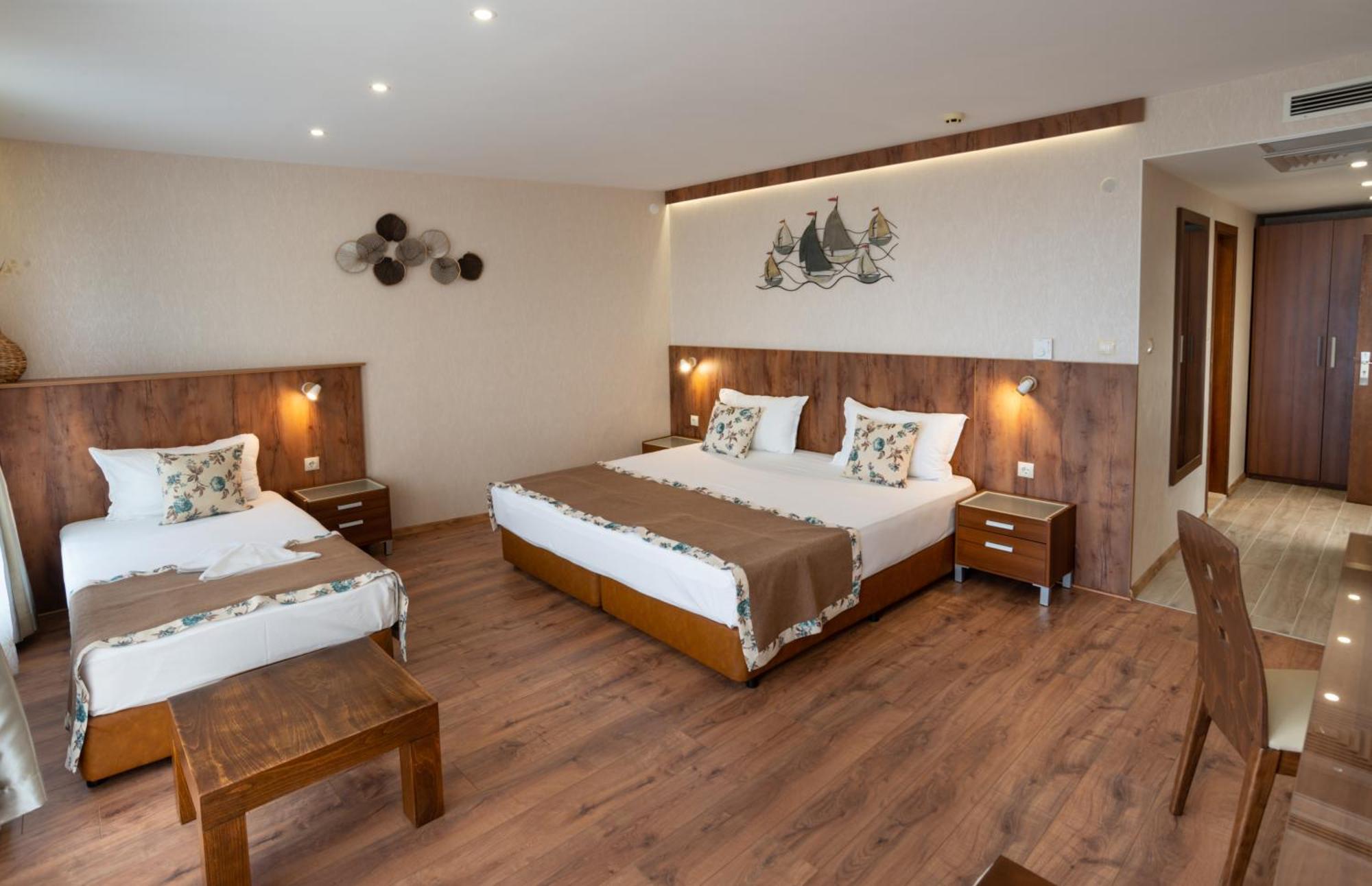 Family Hotel Berlin Beach Свети-Влас Номер фото