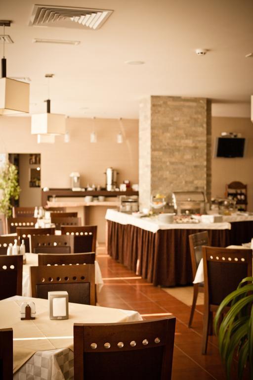 Family Hotel Berlin Beach Свети-Влас Экстерьер фото